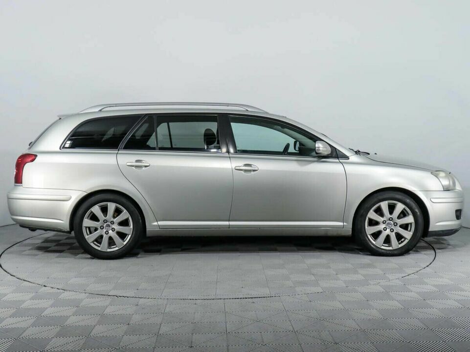 Toyota Avensis II Рестайлинг, фото №4