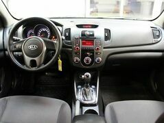 Kia Cerato II, фото №7