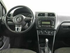 Volkswagen Polo 1.6 Автомат, фото №8