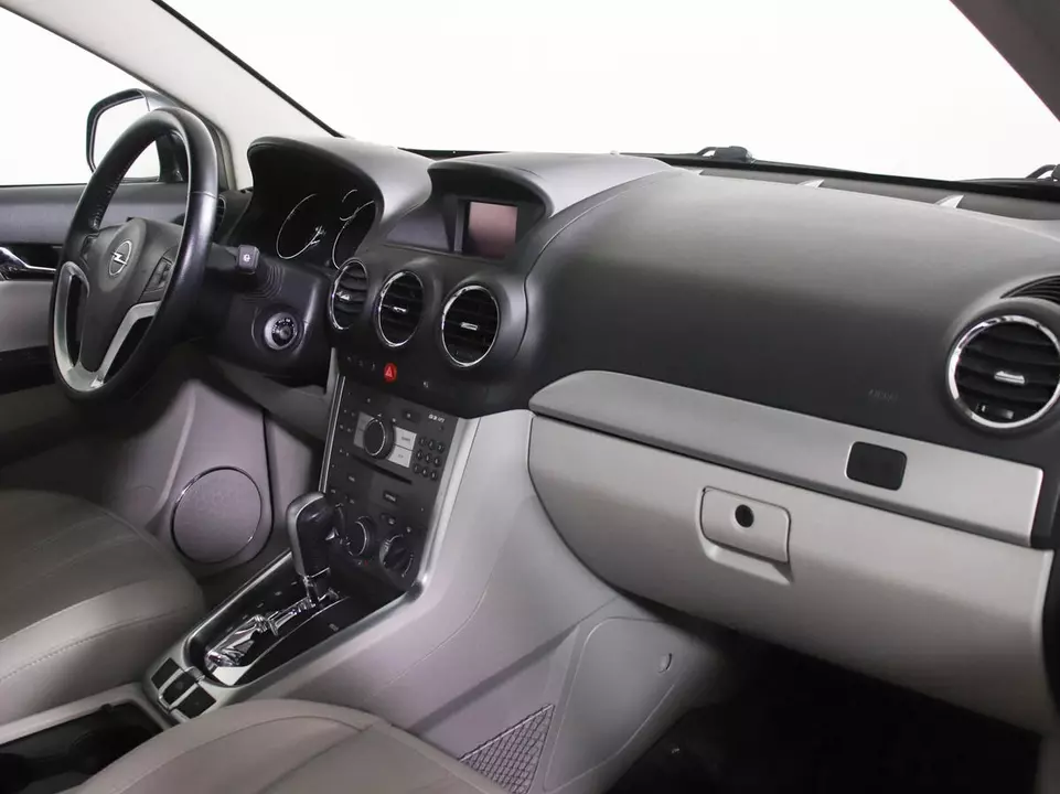 Opel Antara, фото №9