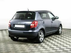 Skoda Fabia 1.6 Автомат, фото №3
