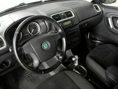 Skoda Fabia 1.6 Автомат, фото №6