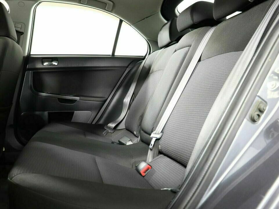 Mitsubishi Lancer X, фото №8