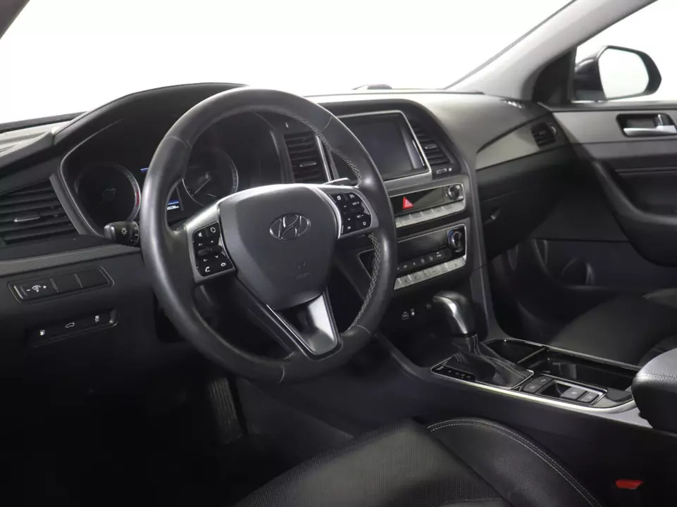 Hyundai Sonata, фото №13