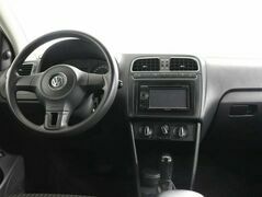 Volkswagen Polo 1.6 Автомат, фото №6