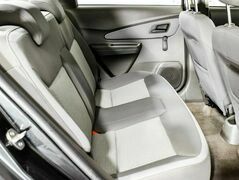 Chevrolet Cobalt II, фото №5