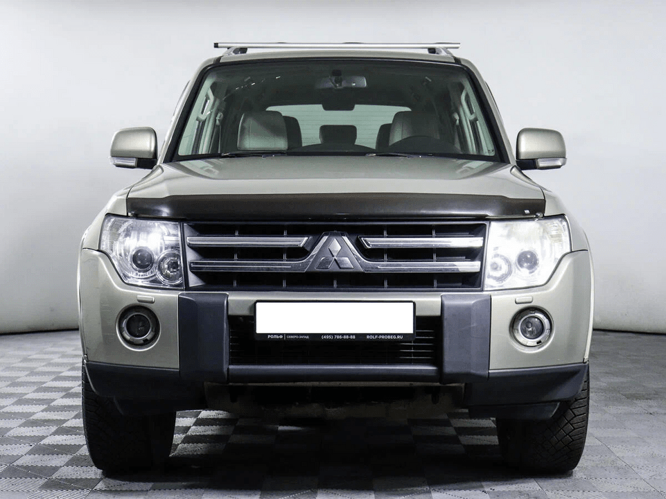 Mitsubishi Pajero IV, фото №1