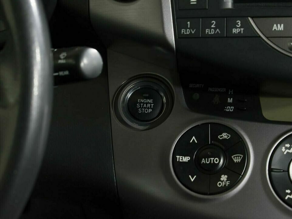 Toyota RAV4 III (XA30), фото №10