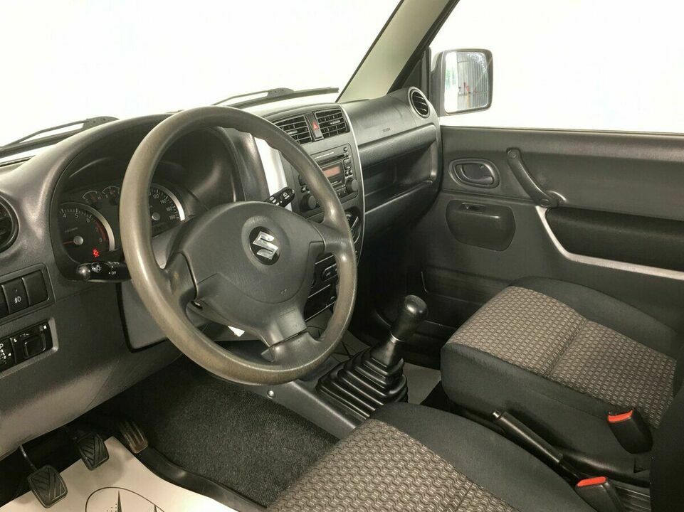Suzuki Jimny III Рестайлинг 1, фото №5