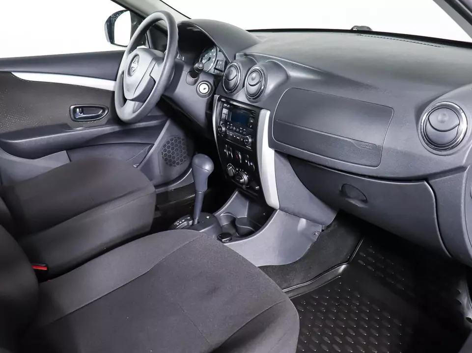 Nissan Almera, фото №10