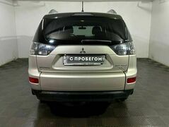 Mitsubishi Outlander II, фото №3