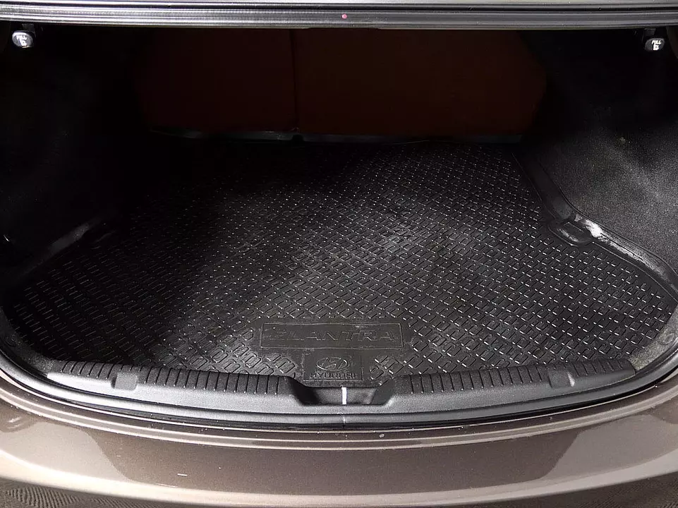 Hyundai Elantra, фото №9