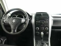 Suzuki Grand Vitara 2.0 Автомат, фото №6