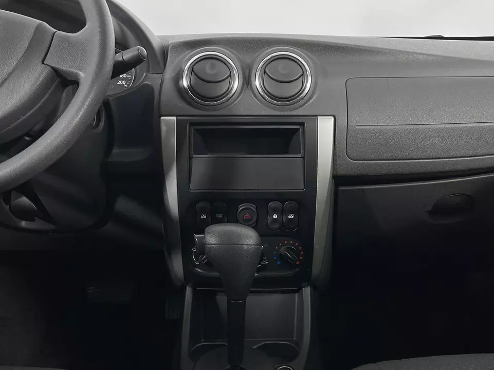 Nissan Almera, фото №11