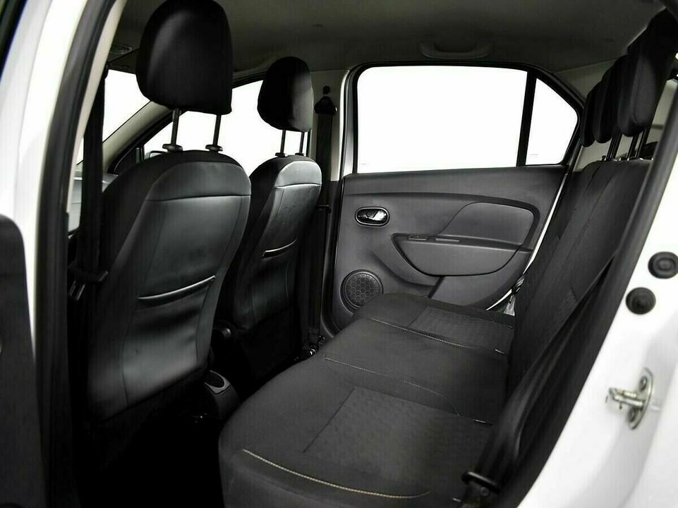 Renault Logan II, фото №5