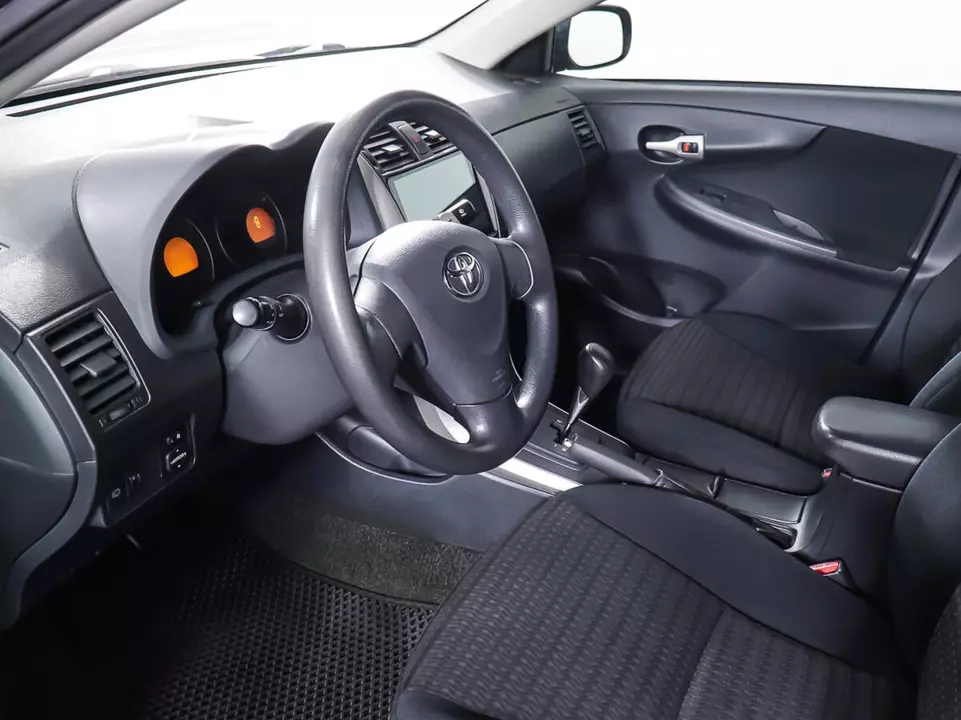 Toyota Corolla, фото №15