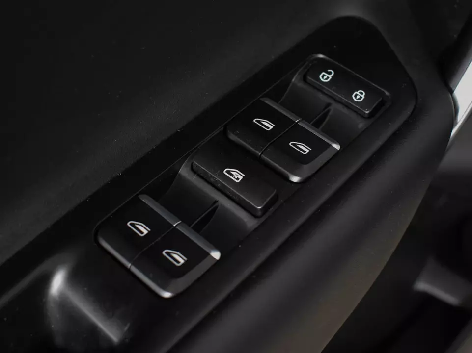 Geely Atlas, фото №16