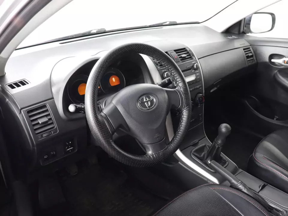 Toyota Corolla, фото №5