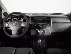 Nissan Tiida, фото №12