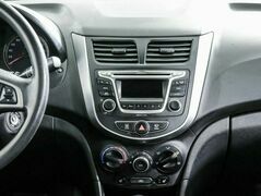 Hyundai Solaris 1.4 Автомат, фото №5