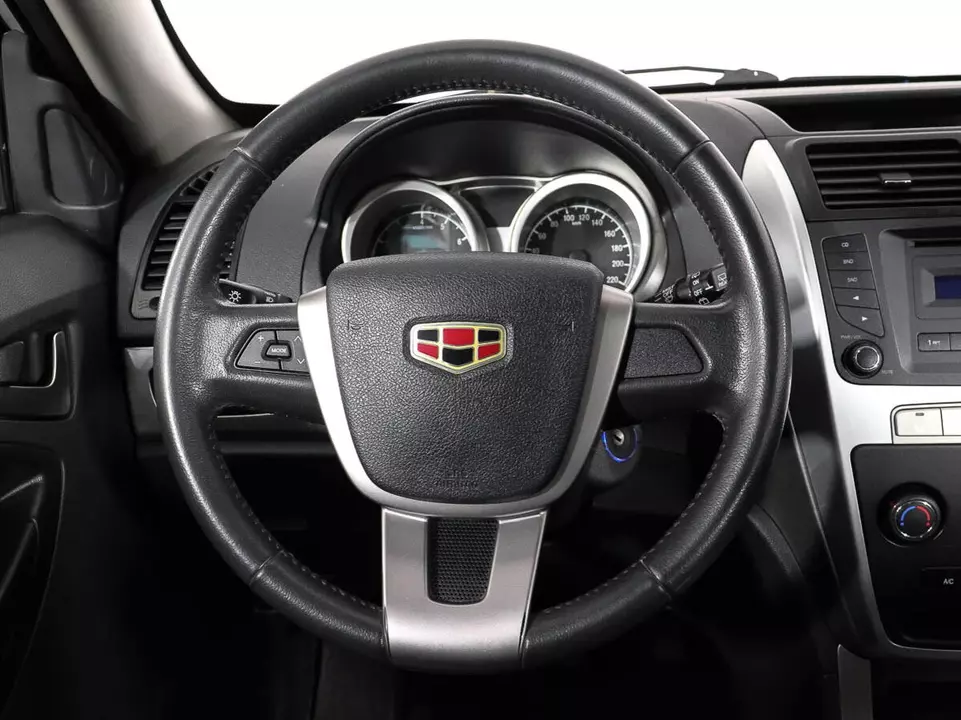 Geely Emgrand X7, фото №9