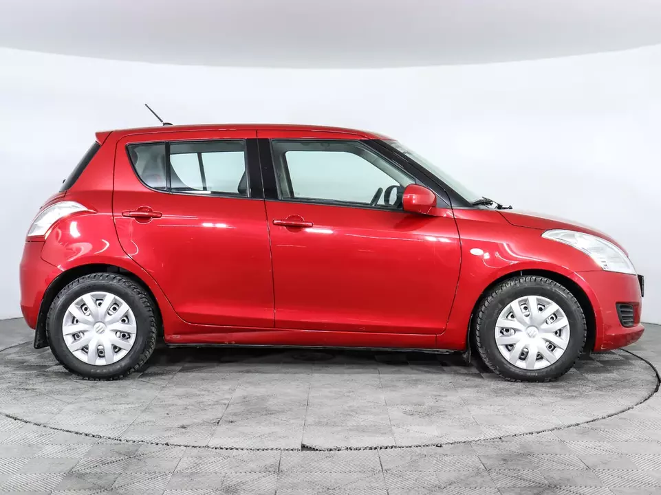 Suzuki Swift, фото №4
