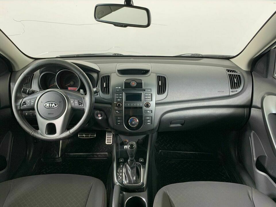 Kia Cerato II, фото №5