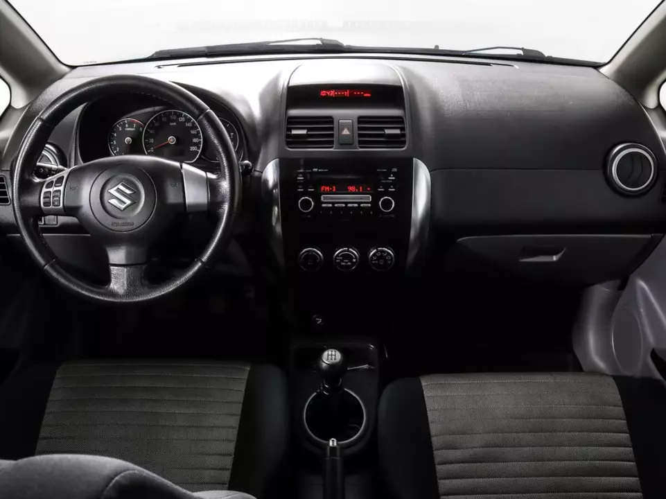 Suzuki SX4, фото №11