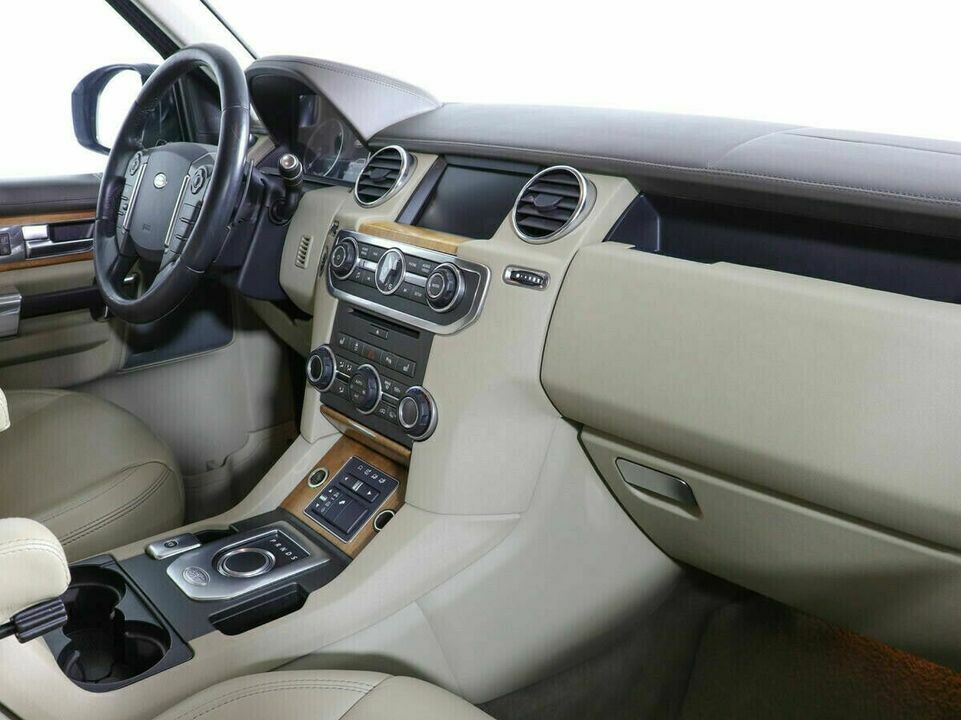 Land Rover Discovery IV Рестайлинг, фото №7