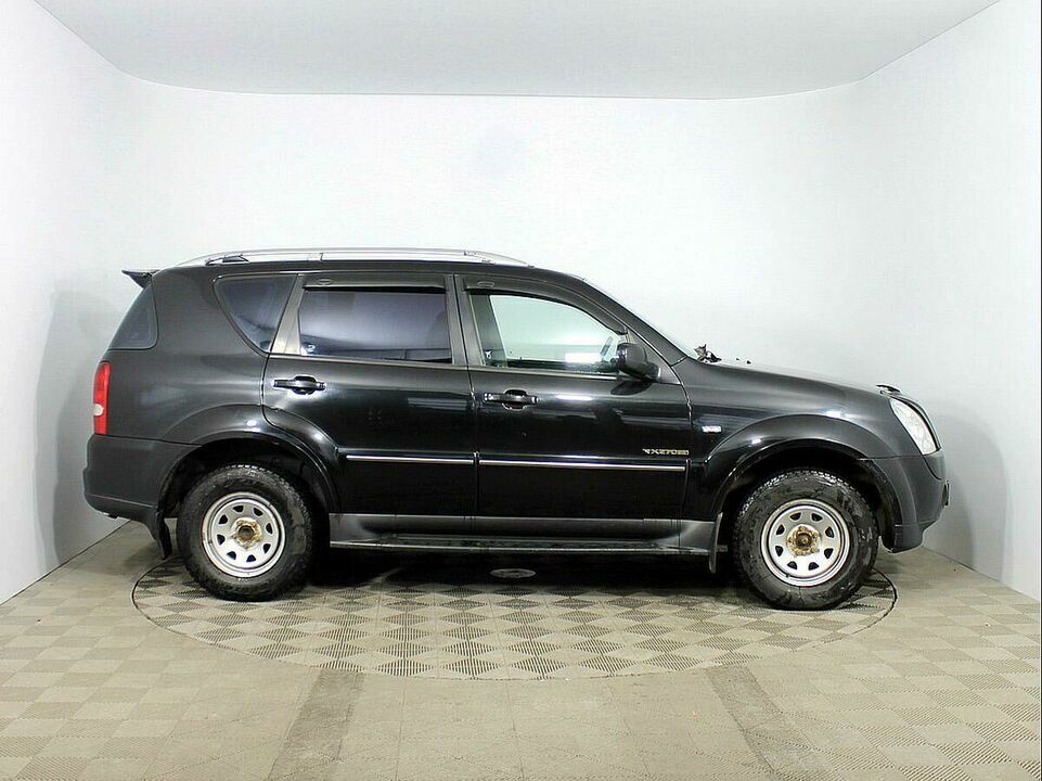 SsangYong Rexton, фото №2