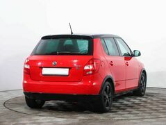 Skoda Fabia II Рестайлинг, фото №4