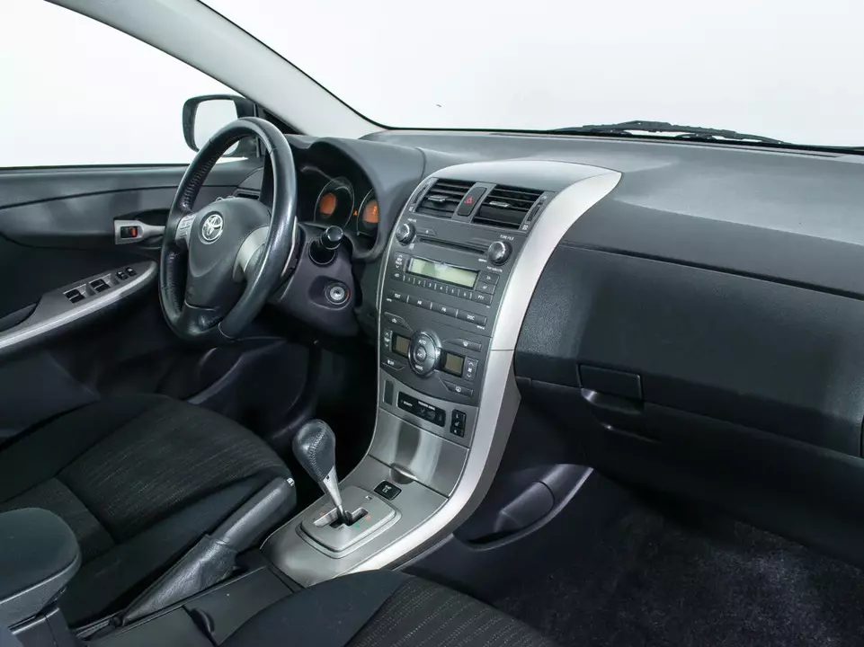 Toyota Corolla, фото №9