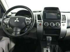 Mitsubishi Pajero Sport 2.5 Автомат, фото №7