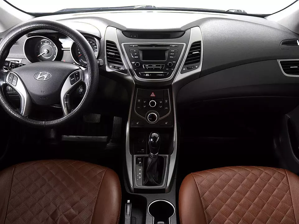Hyundai Elantra, фото №13