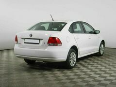 Volkswagen Polo 1.6 Автомат, фото №4
