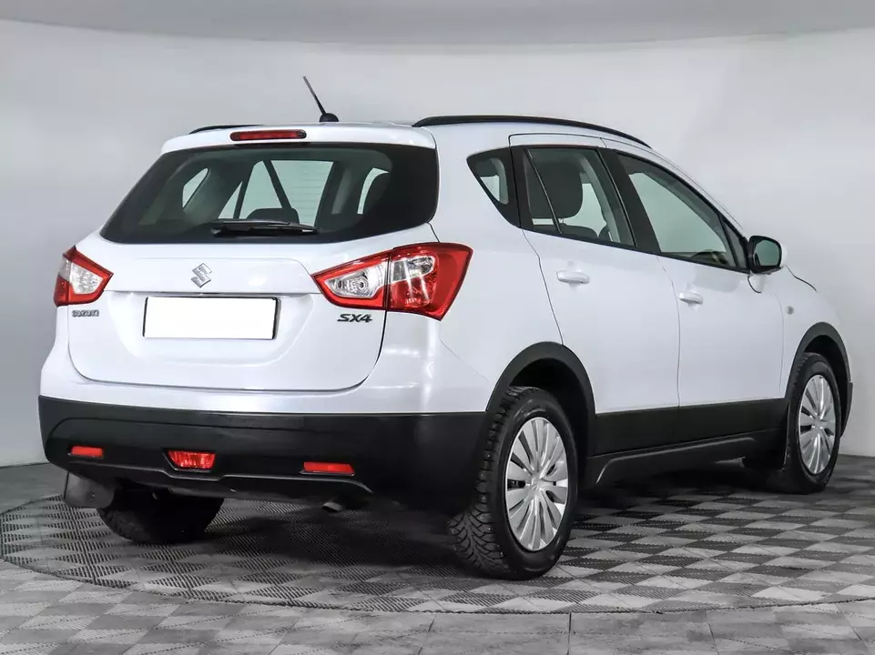 Suzuki SX4, фото №5