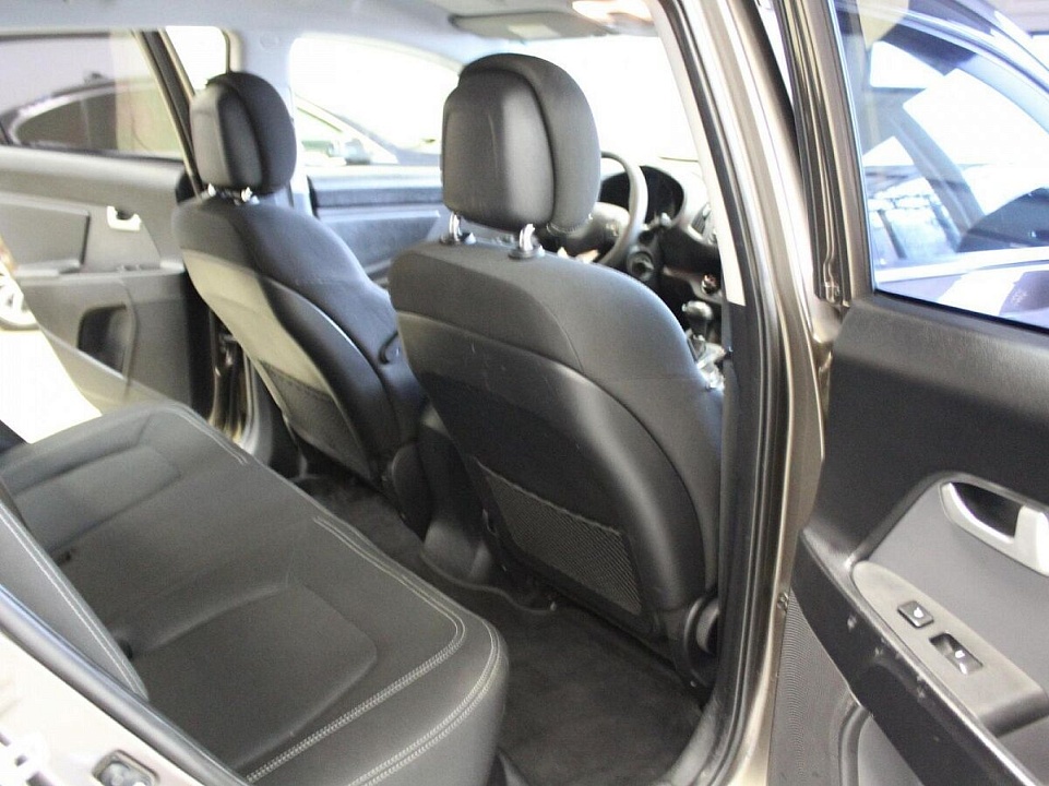 Kia Sportage III, фото №12