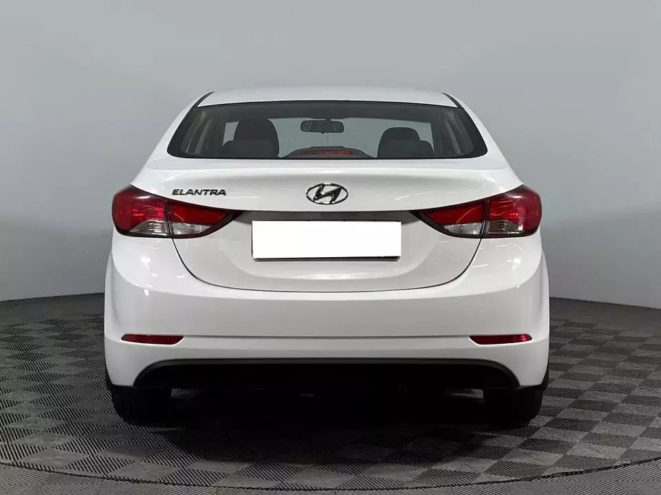 Hyundai Elantra, фото №6