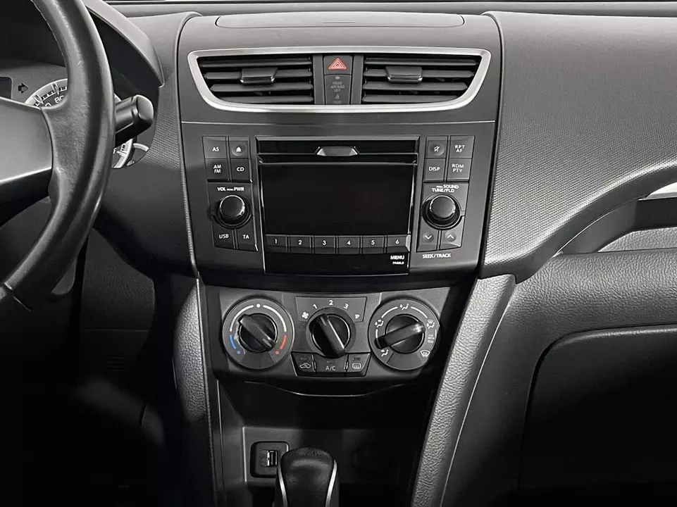 Suzuki Swift, фото №12