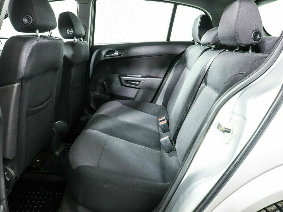 Opel Astra H Рестайлинг, фото №9