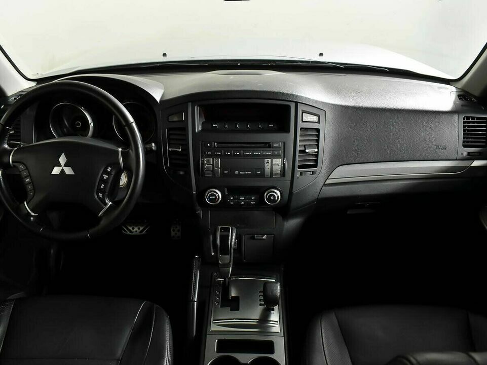 Mitsubishi Pajero IV, фото №10