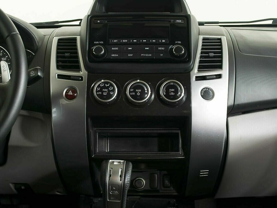 Mitsubishi Pajero Sport II Рестайлинг, фото №9