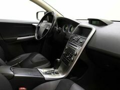 Volvo XC60, фото №11