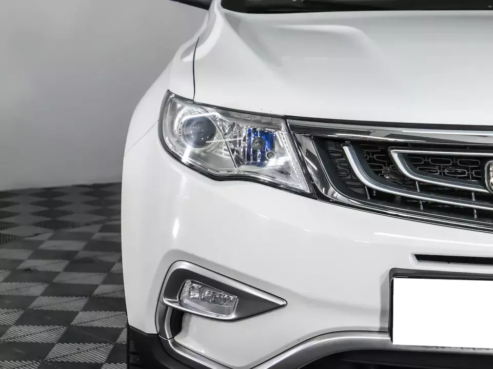 Geely Atlas, фото №15