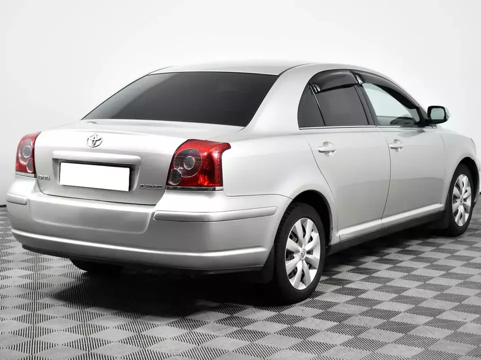 Toyota Avensis, фото №5