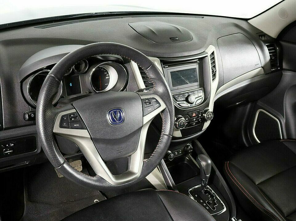 Changan CS35 I, фото №6