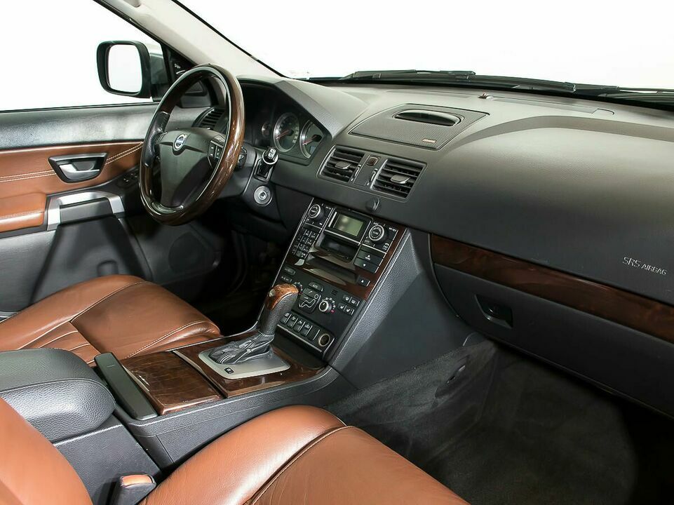 Volvo XC90, фото №12