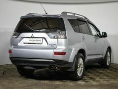 Mitsubishi Outlander, фото №4