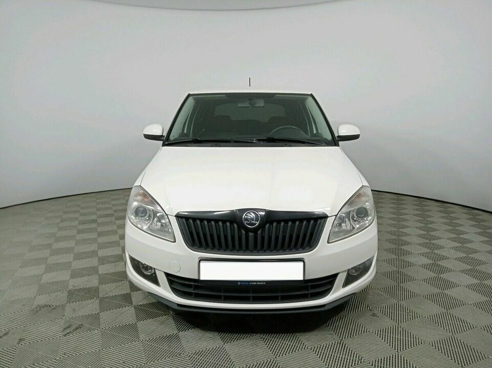 Skoda Fabia II Рестайлинг, фото №1