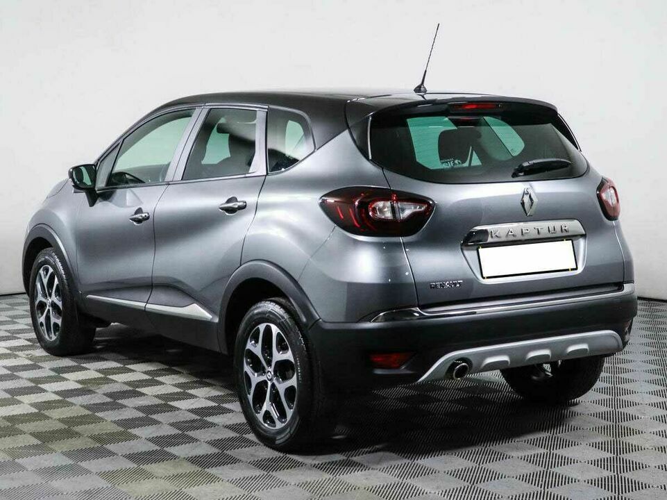 Renault kaptur cvt 2017 с пробегом 57 680 км, фото №8